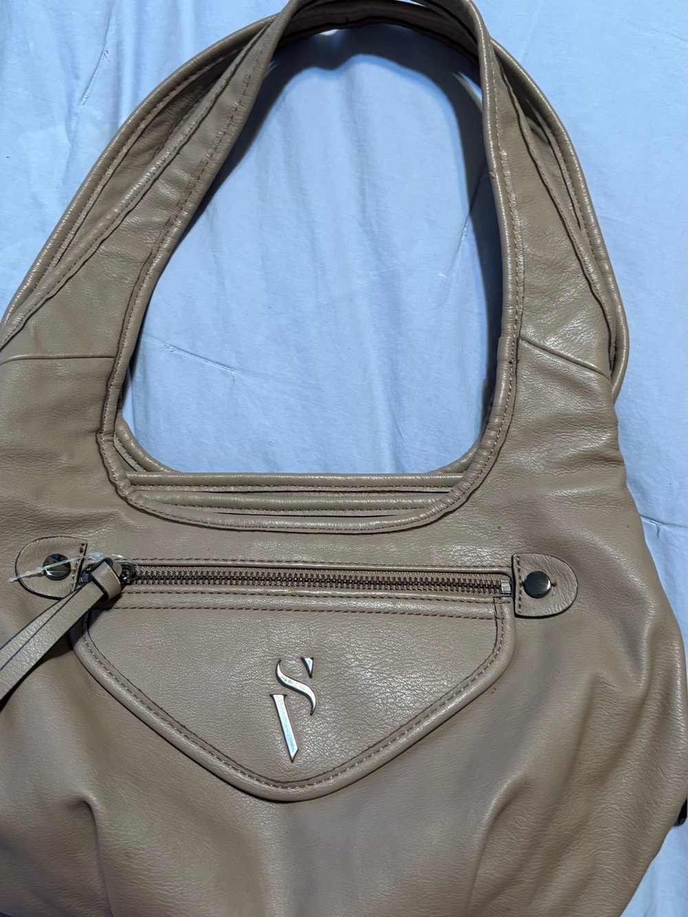 Simply Vera Vera Wang Taupe Leather Shoulder Bag